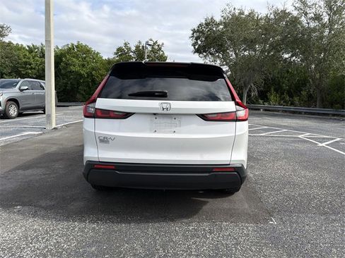 Used 2023 Honda CR-V EX image 4
