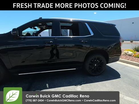 Used 2022 Chevrolet Tahoe LT w/ Luxury Package AWD/4WD image 2