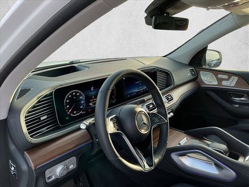 Certified 2026 Mercedes-Benz GLE 350 4MATIC image 10