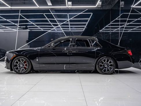 Used 2022 Rolls-Royce Ghost Black Badge AWD/4WD image 11