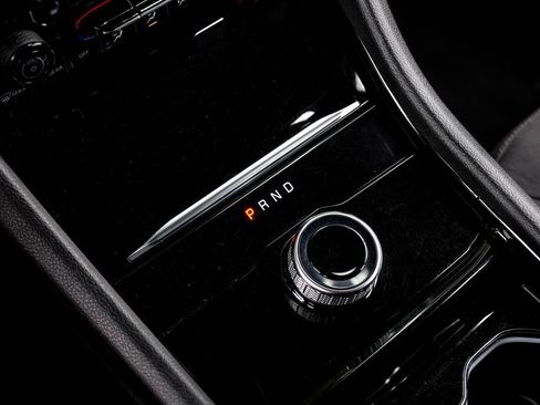 Used 2023 Jeep Grand Cherokee Laredo w/ Luxury Tech Group I image 34