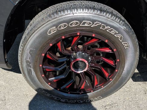 Used 2022 RAM 1500 Express w/ Wheel & Sound Group AWD/4WD image 9