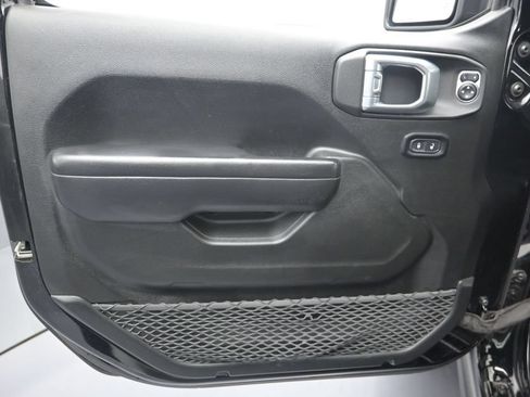 Used 2021 Jeep Wrangler Unlimited Sport AWD/4WD image 12