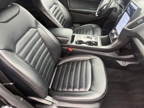 Used 2022 Ford Edge SEL AWD/4WD image 49