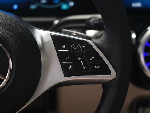 New 2026 Mercedes-Benz GLB 250 4MATIC image 20