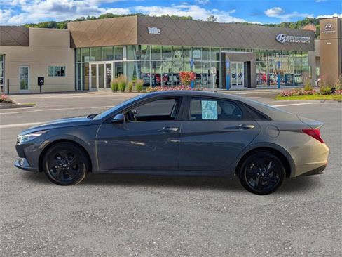 Certified 2023 Hyundai Elantra SEL w/ Cargo Package image 6