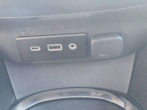 Used 2023 Chevrolet Malibu LT image 25