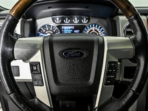 Used 2013 Ford F150 Platinum RWD image 20