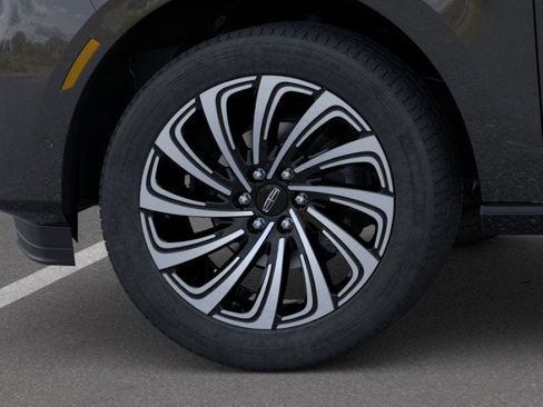 New 2025 Lincoln Navigator Black Label image 19