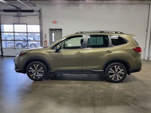 Used 2023 Subaru Forester Limited AWD/4WD image 8