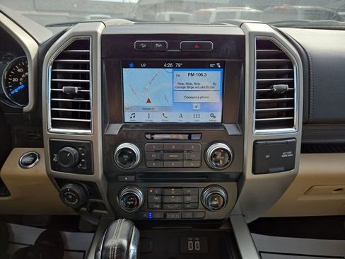 Used 2016 Ford F150 Lariat w/ Equipment Group 502A Luxury AWD/4WD image 23