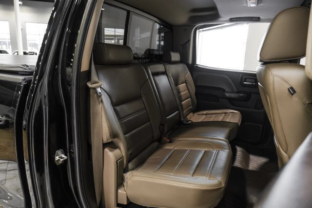 Used 2015 GMC Sierra 2500 Denali w/ Duramax Plus Package AWD/4WD image 35