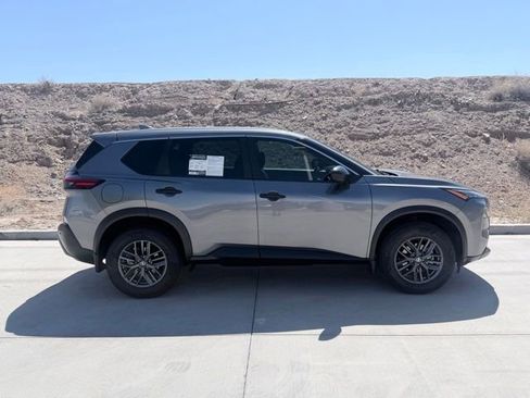 Certified 2021 Nissan Rogue S FWD image 4