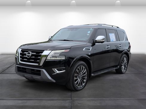Used 2022 Nissan Armada Platinum w/ Captain's Chairs Package RWD image 4