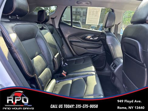 Used 2024 GMC Terrain AT4 w/ GMC Pro Grade Package AWD/4WD image 36