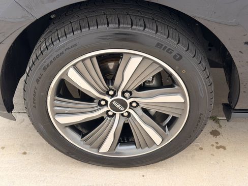 Used 2019 Lincoln Navigator Reserve image 29