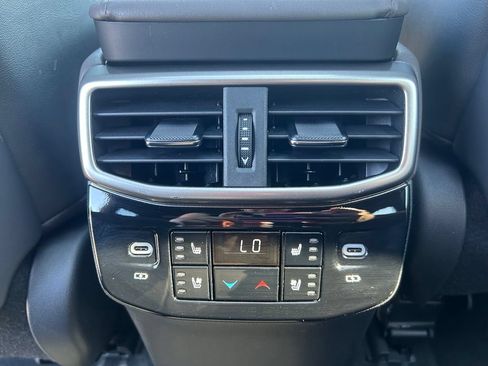 Used 2024 Lexus RX 350 AWD w/ Convenience Package image 16