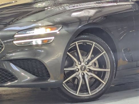 Used 2023 Genesis G70 2.0T image 32