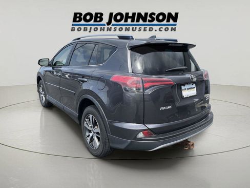 Used 2017 Toyota RAV4 XLE w/ Premium Special Value Package AWD/4WD image 5