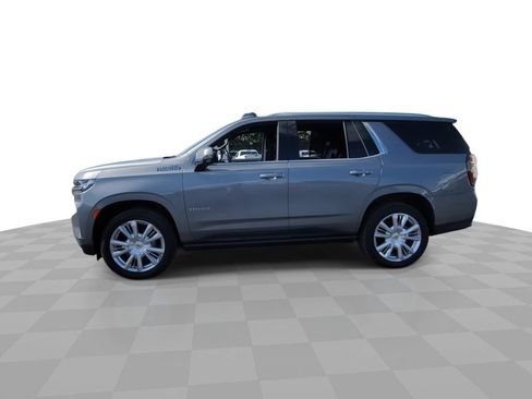 Used 2021 Chevrolet Tahoe High Country w/ Premium Package AWD/4WD image 4