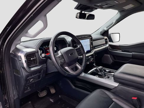 Used 2022 Ford F150 Lariat w/ Equipment Group 502A High AWD/4WD image 9