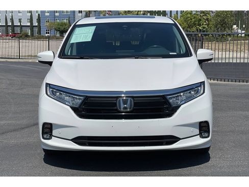 Certified 2024 Honda Odyssey Elite image 9