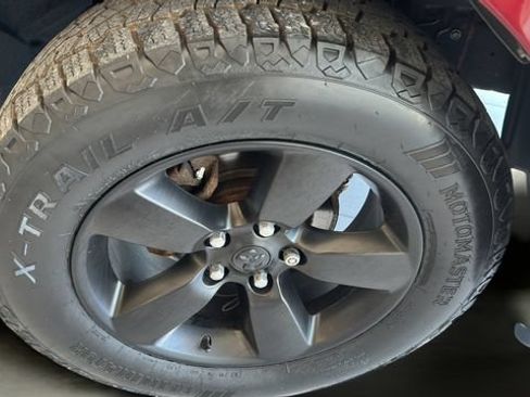 Used 2019 RAM 1500 Express w/ Wheel & Sound Group AWD/4WD image 18