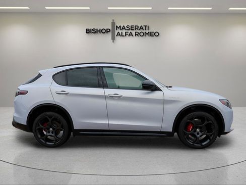 New 2025 Alfa Romeo Stelvio Sprint AWD/4WD image 8