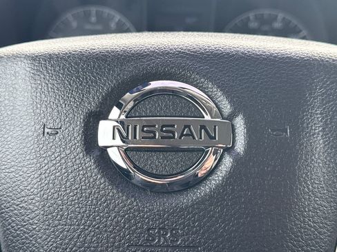 Used 2017 Nissan Titan S image 26