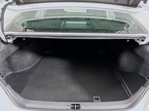 Used 2025 Toyota Camry LE image 29