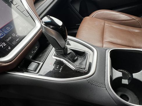 Used 2020 Subaru Outback Touring XT image 28