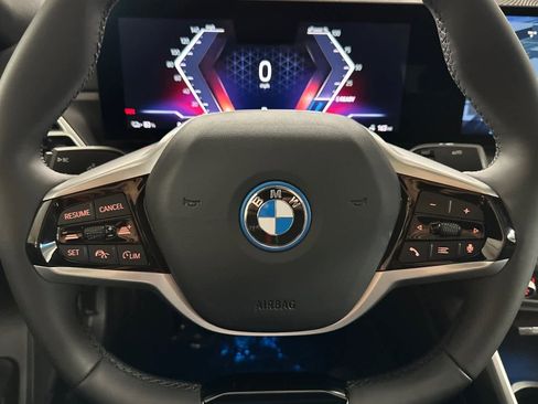 Used 2025 BMW i4 eDrive40 w/ Parking Assistance Package image 23