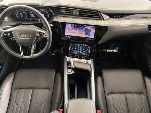 Used 2023 Audi e-tron Prestige w/ Prestige Package AWD/4WD image 12