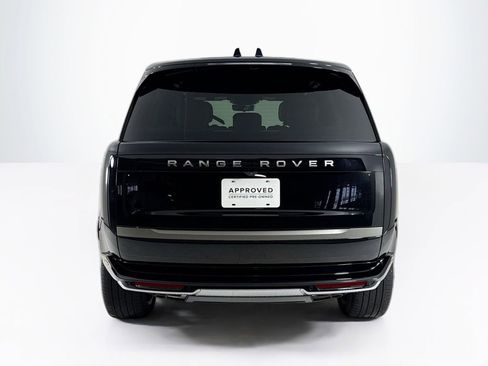 Used 2025 Land Rover Range Rover SE image 4