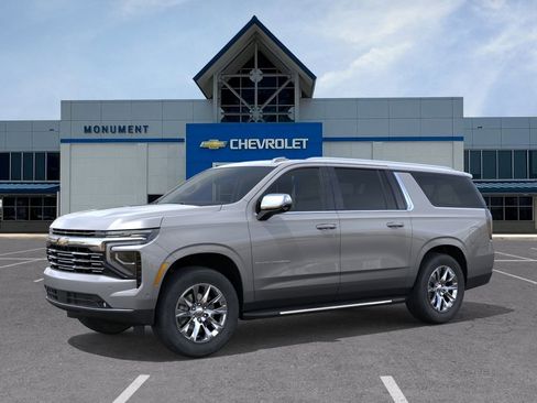 New 2026 Chevrolet Suburban Premier RWD image 2