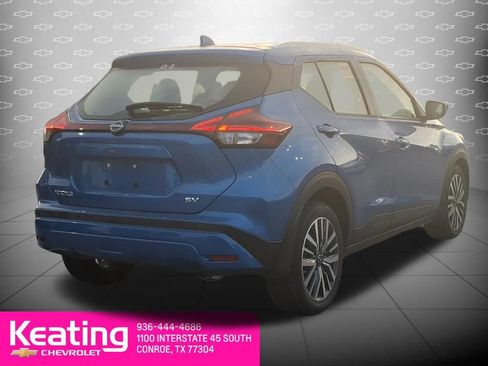 Used 2023 Nissan Kicks SV w/ Interior Electronics Package FWD image 6