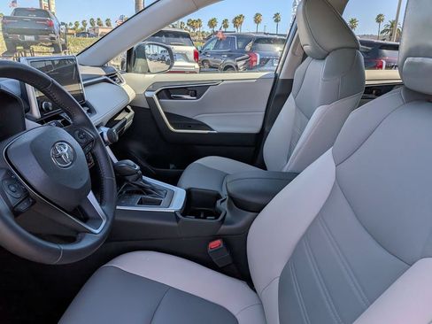 Used 2023 Toyota RAV4 XLE Premium FWD image 14