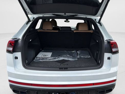 New 2026 Volkswagen Atlas Cross Sport SEL R-Line AWD/4WD image 11