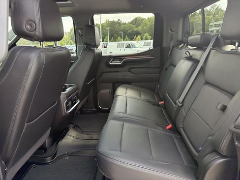 Used 2025 GMC Sierra 1500 Denali AWD/4WD image 31