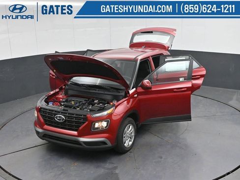 New 2026 Hyundai Venue SE image 54