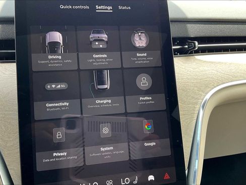 New 2025 Volvo EX90 Ultra image 22