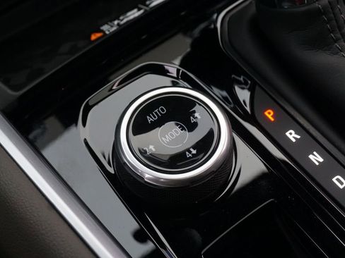 New 2026 Chevrolet Colorado ZR2 w/ Technology Package image 17