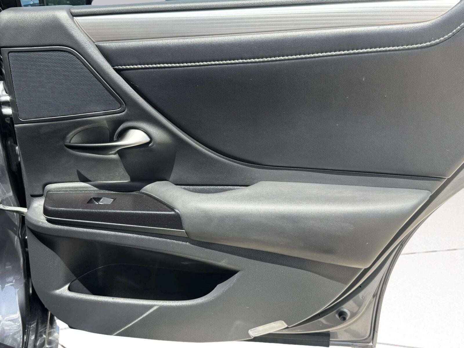 Used 2020 Lexus ES 350 F Sport w/ Accessory Package 2 FWD image 46