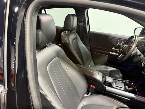 Used 2022 Mercedes-Benz GLA 250 4MATIC image 40