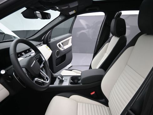 New 2026 Land Rover Discovery Sport Landmark AWD/4WD image 21
