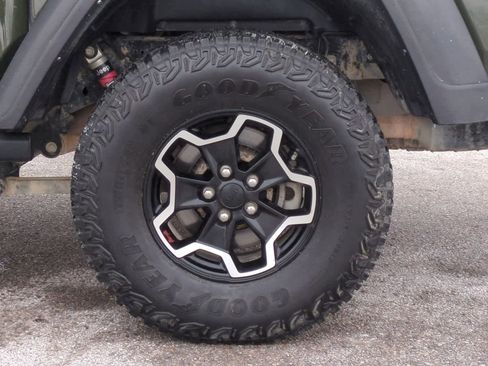 Used 2021 Jeep Gladiator Rubicon image 14