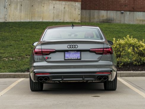 Used 2023 Audi S4 Premium Plus w/ Premium Plus Package AWD/4WD image 29