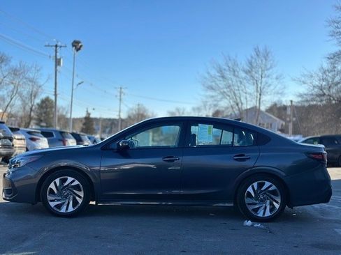 Used 2023 Subaru Legacy Limited image 3