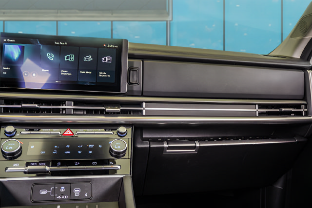 Certified 2026 Hyundai Santa Fe SEL FWD image 14