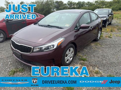 Used 2017 Kia Forte LX w/ LX Popular Package FWD image 1